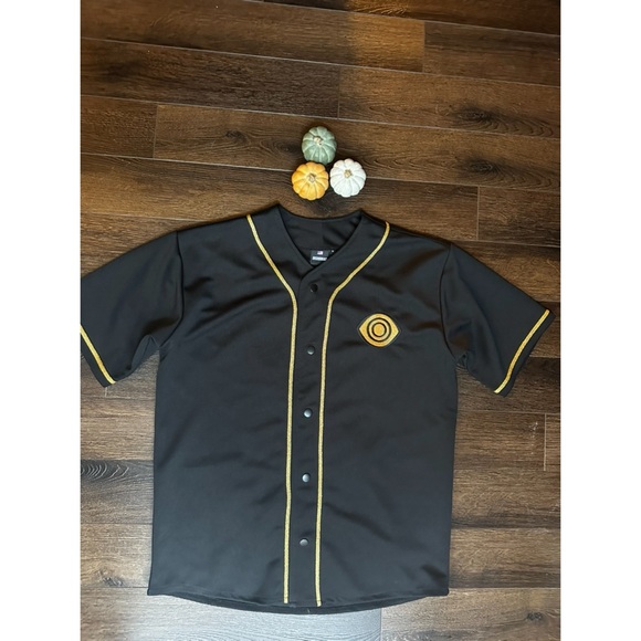 EUC Insomniac Men's Black and Gold Button-Up Jersey. Size Medium.